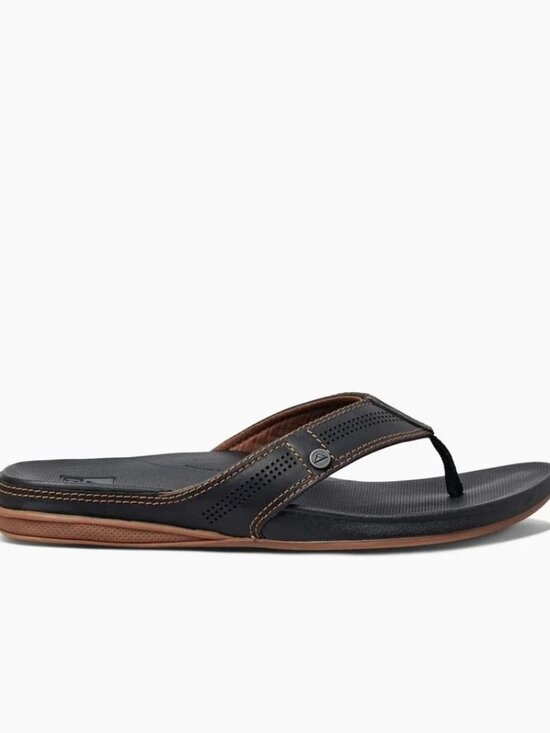 Sandals_&_Flip_Flops